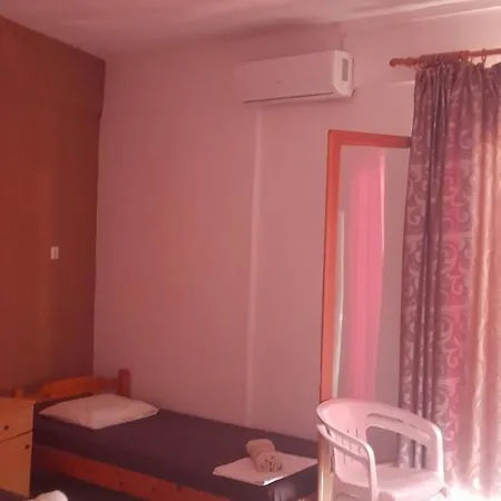 Stella Sunrise Проживание в семье Ставрос